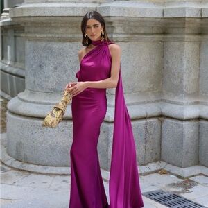 EGGPLANT LONG DRESS WITH CAPE